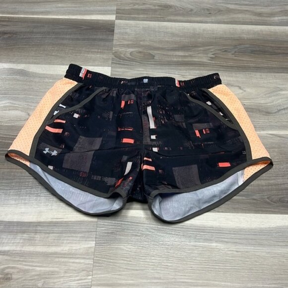 Under Armour athletic shorts size XS - Picture 2 of 6